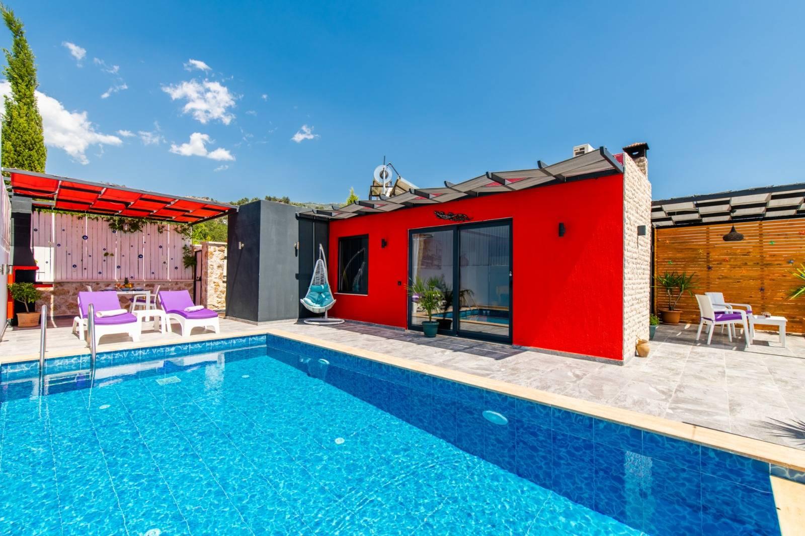 Kalkan Üzümlü'de Nezih Konumda, Özel Havuzlu, Balayı Villası-30407