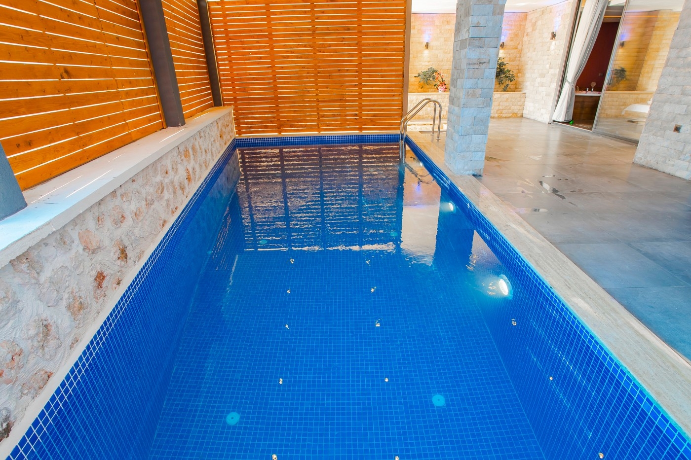 Kaş Kalkan'da Enfes Deniz Manzaralı, Özel Havuzlu, Jakuzili Villa