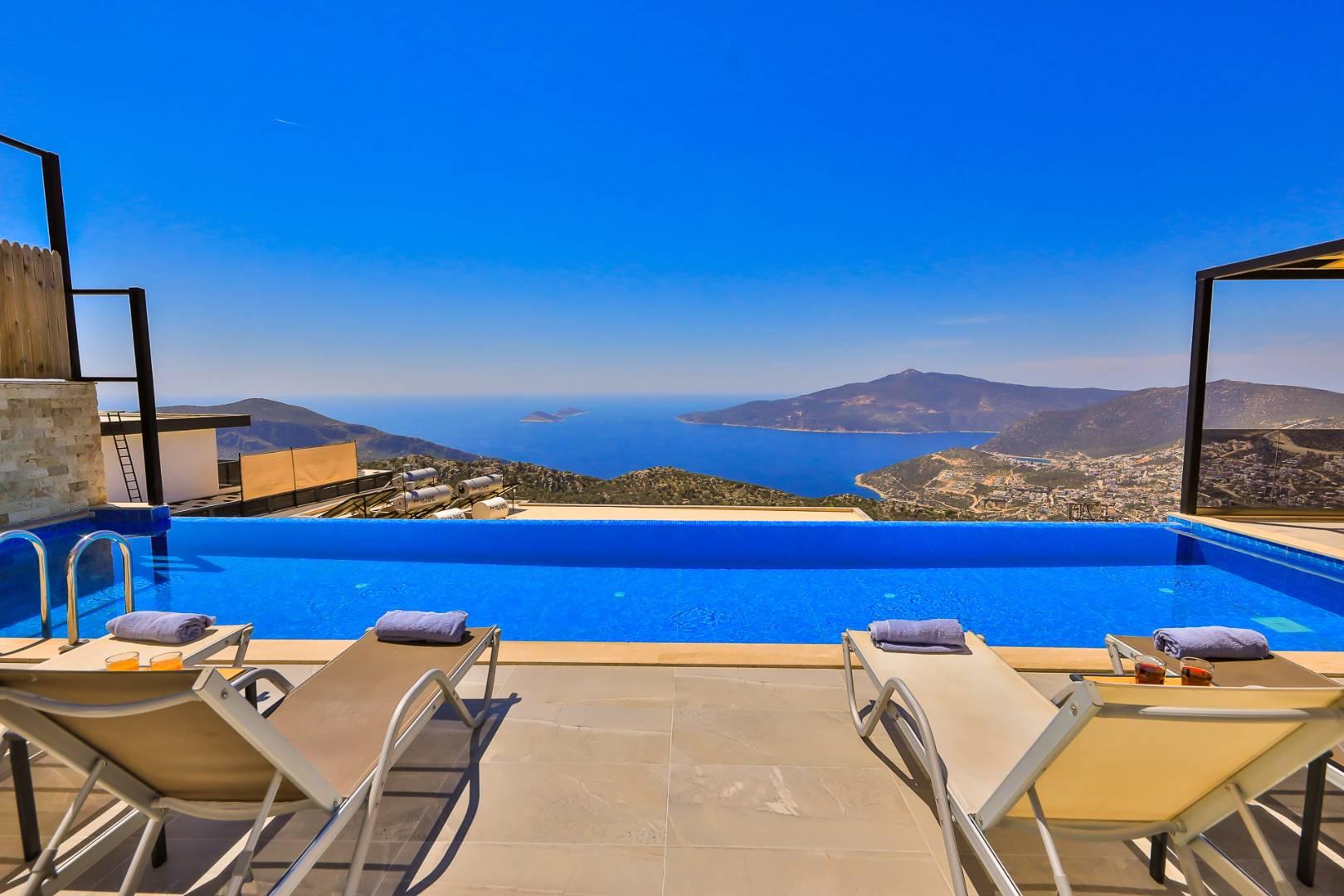 Kaş Bezirgan'da Enfes Deniz Manzaralı, Özel Havuzlu, Lüks Villa-43386