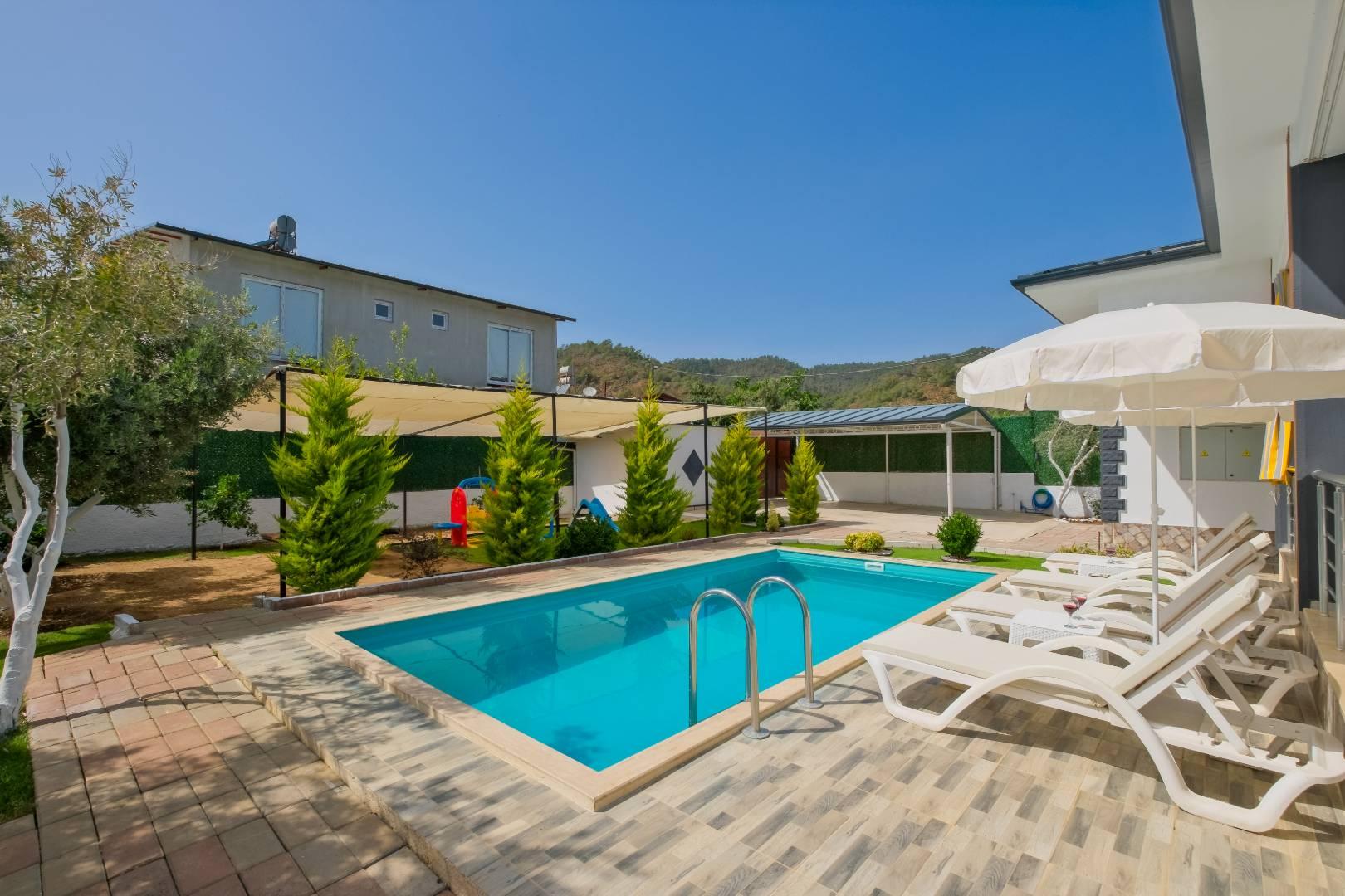 Fethiye Karagedik'te Huzurlu Konumda, Özel Havuzlu, Kiralık Villa-43918