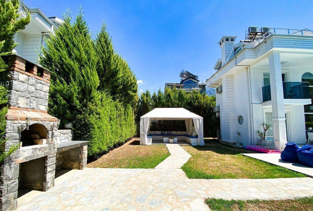 Fethiye Ölüdeniz'de Merkezi Konumda, Özel Havuzlu, Bahçeli Villa-43910