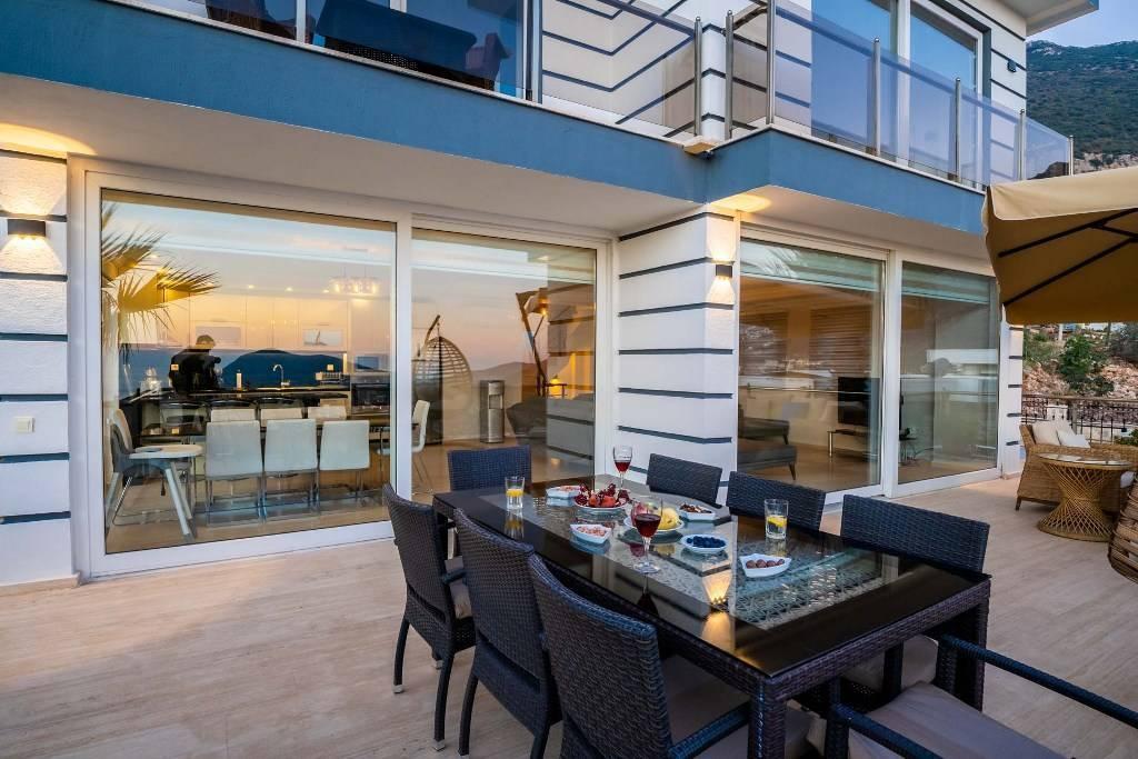 Kalkan'da Müthiş Deniz ve Şehir Manzaralı, Jakuzili, Kiralık Villa-14167