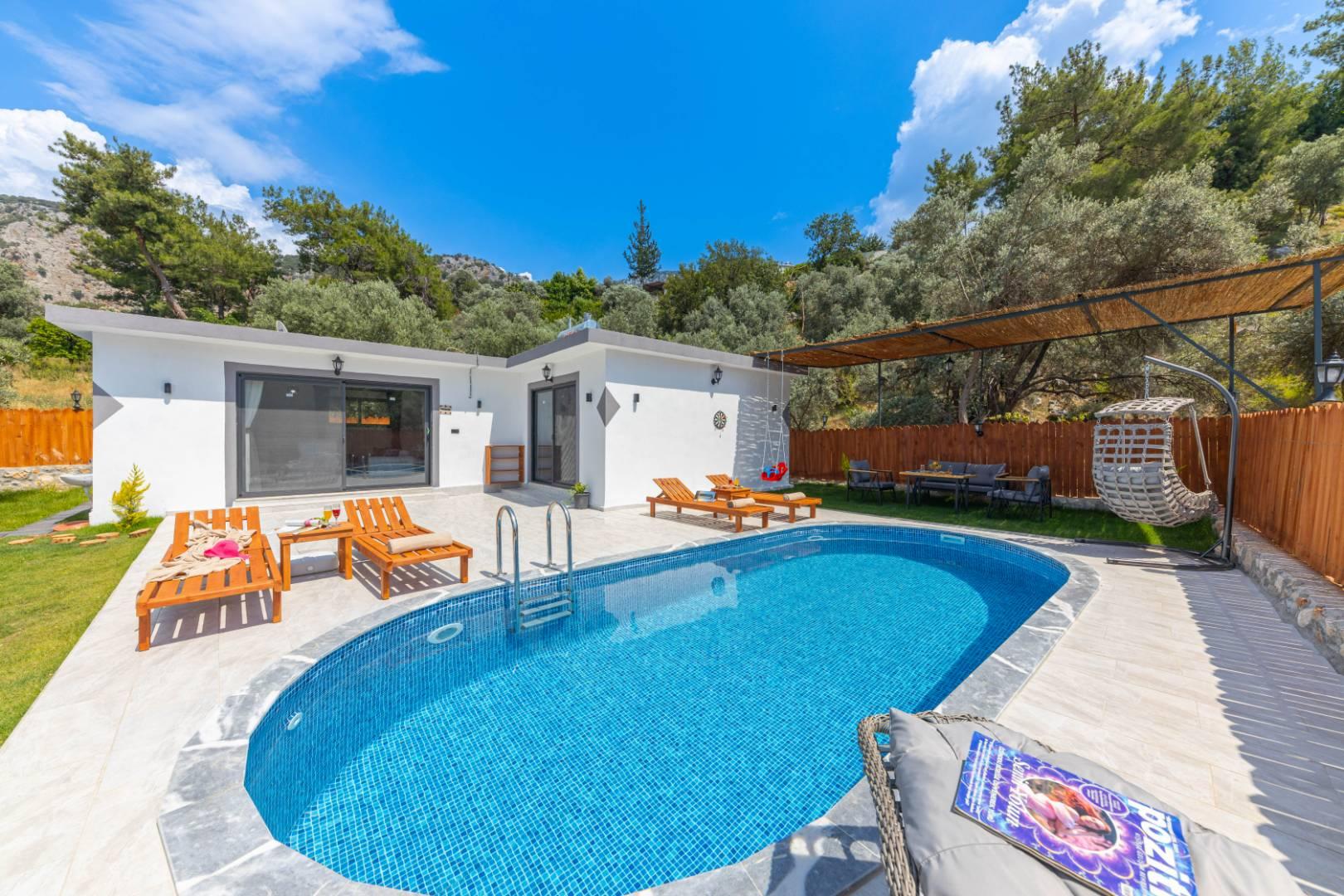 Kaş Aklar'da Huzurlu Doğada, Özel Havuzlu, Jakuzili Villa-42787