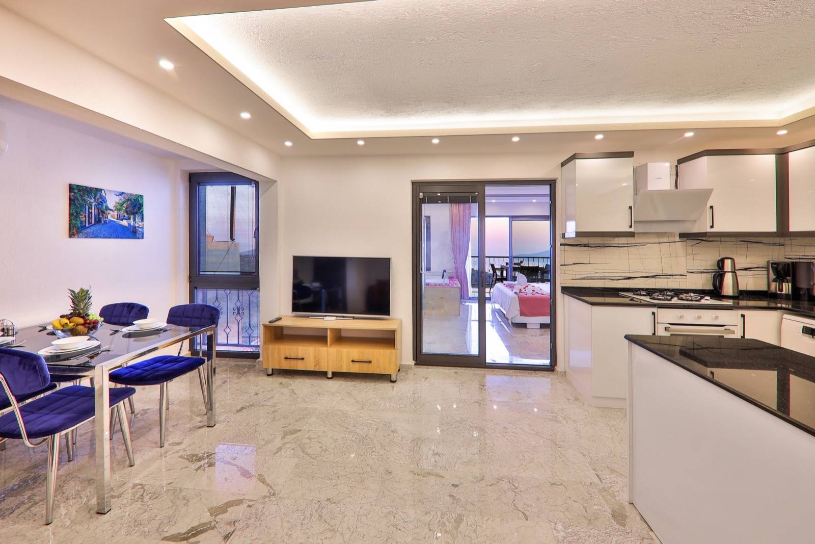 Kaş Bezirgan'da Eşsiz Doğa Manzaralı, Jakuzili, Şık Suit