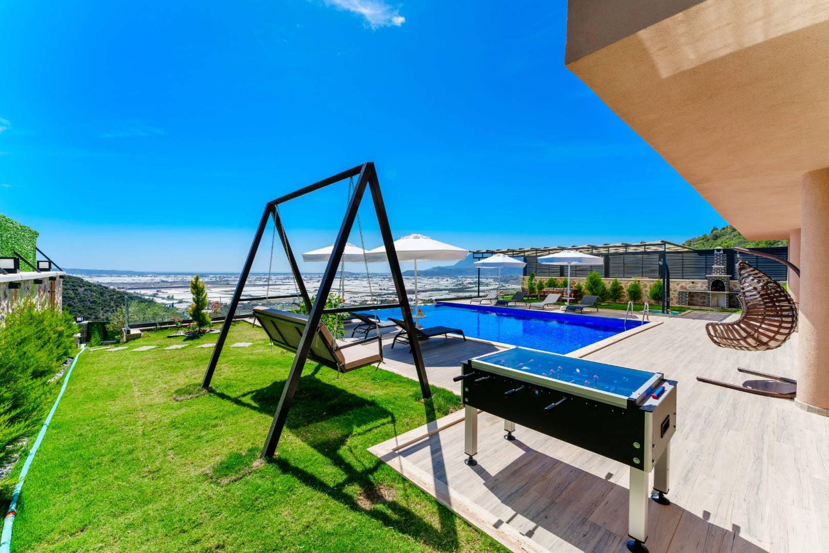 Kaş Çavdır'da Doğa İle İç İçe, Özel Havuzlu, Geniş Villa-43917