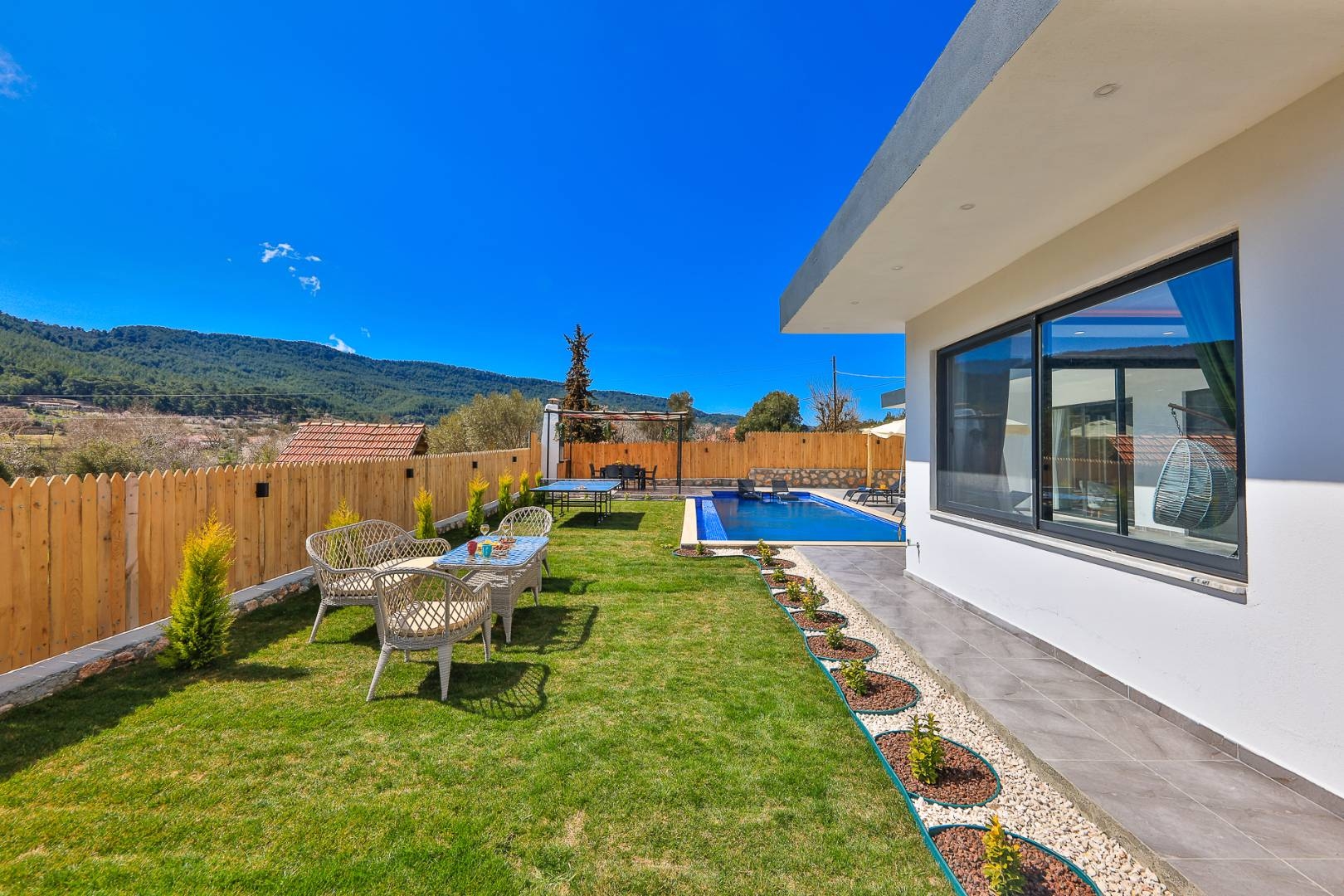 Kaş Hacıoğlan'da Huzurlu Doğada, Özel Havuzlu, Konforlu Villa