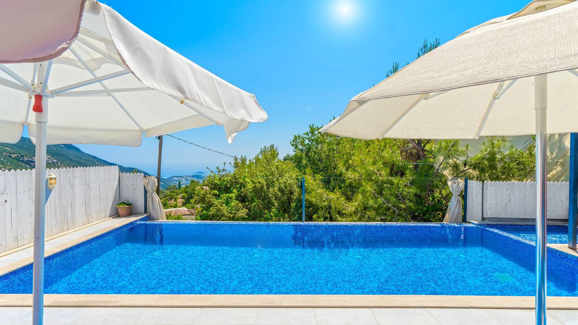 Kaş İslamlar'da Çekirdek Ailelere Uygun, Özel Havuzlu, Modern Villa-43905