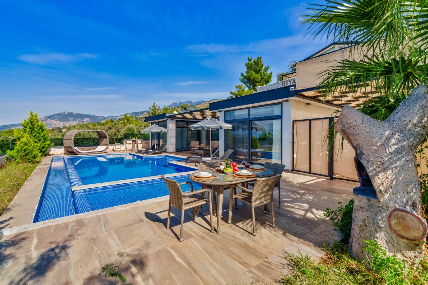 Kaş İslamlar'da Doğa İle İç İçe, Özel Havuzlu, Jakuzili Villa