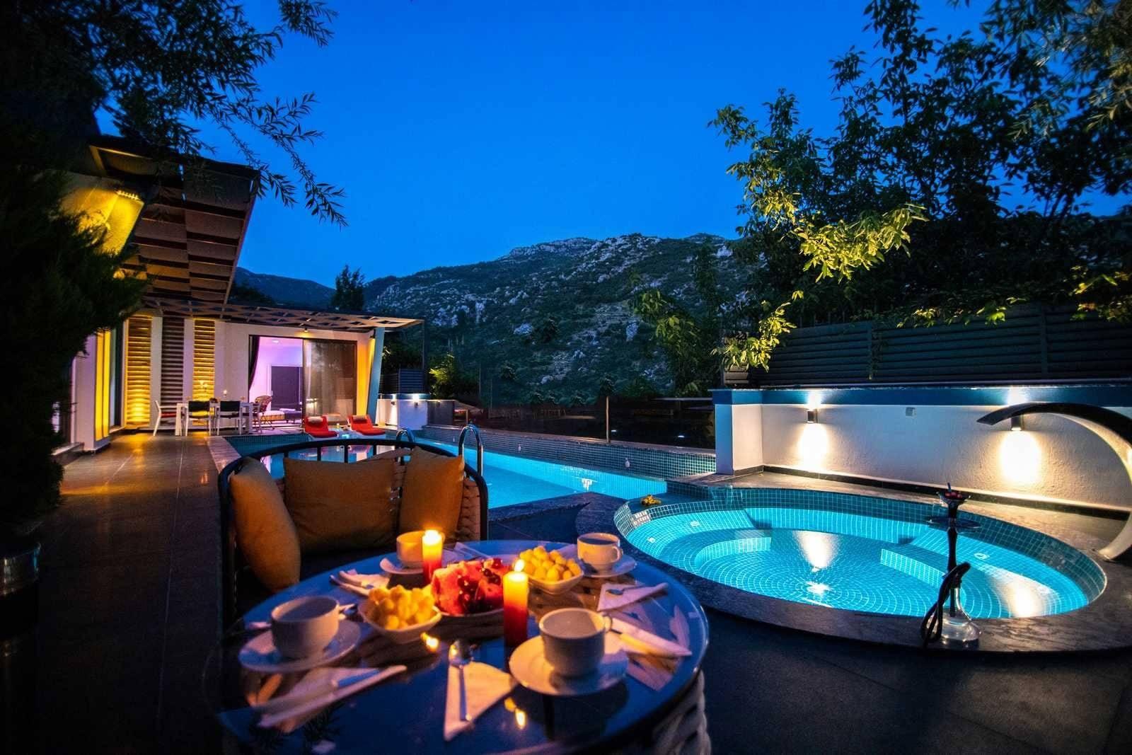 Kaş İslamlar'da Muhteşem Doğa İçerisinde Özel Havuzlu, Jakuzili Villa-42525