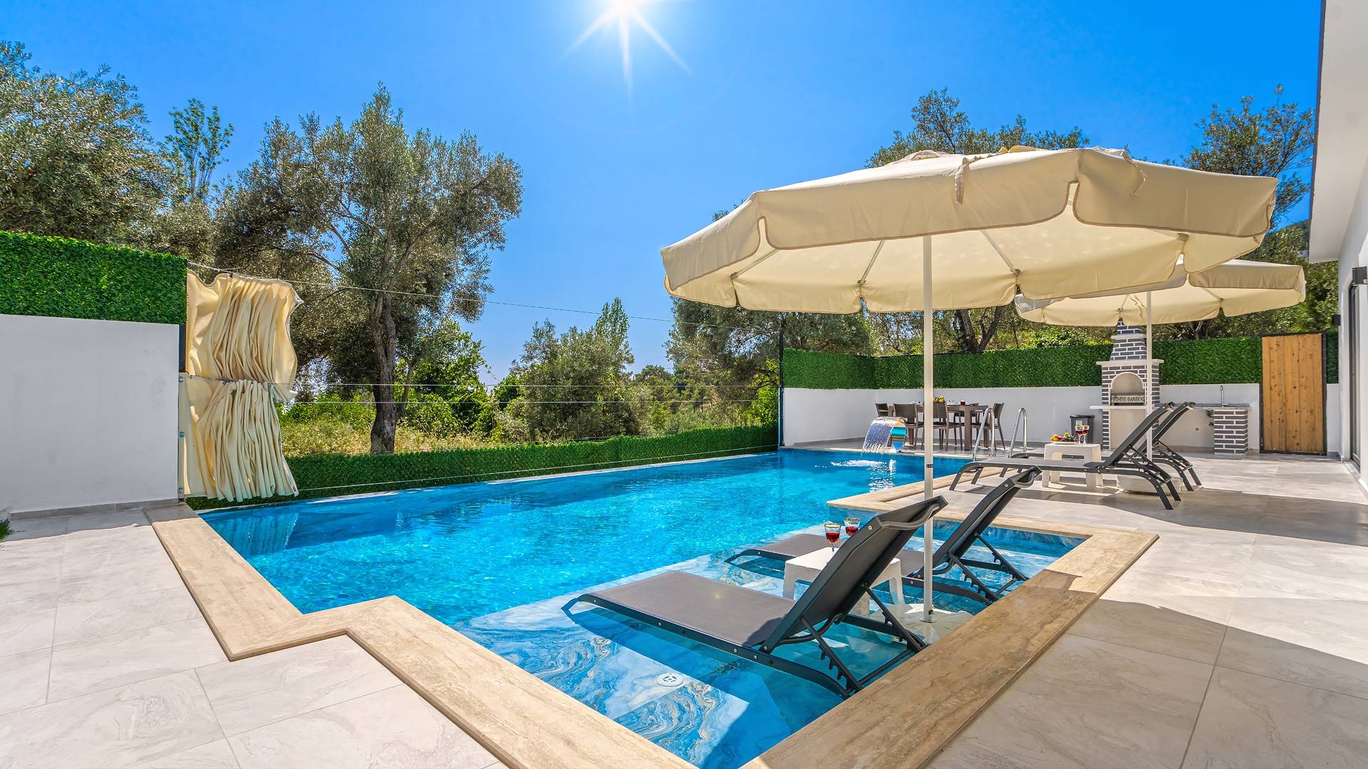 Kaş İslamlar'da Sakin Doğada, Özel Havuzlu, Konforlu Villa