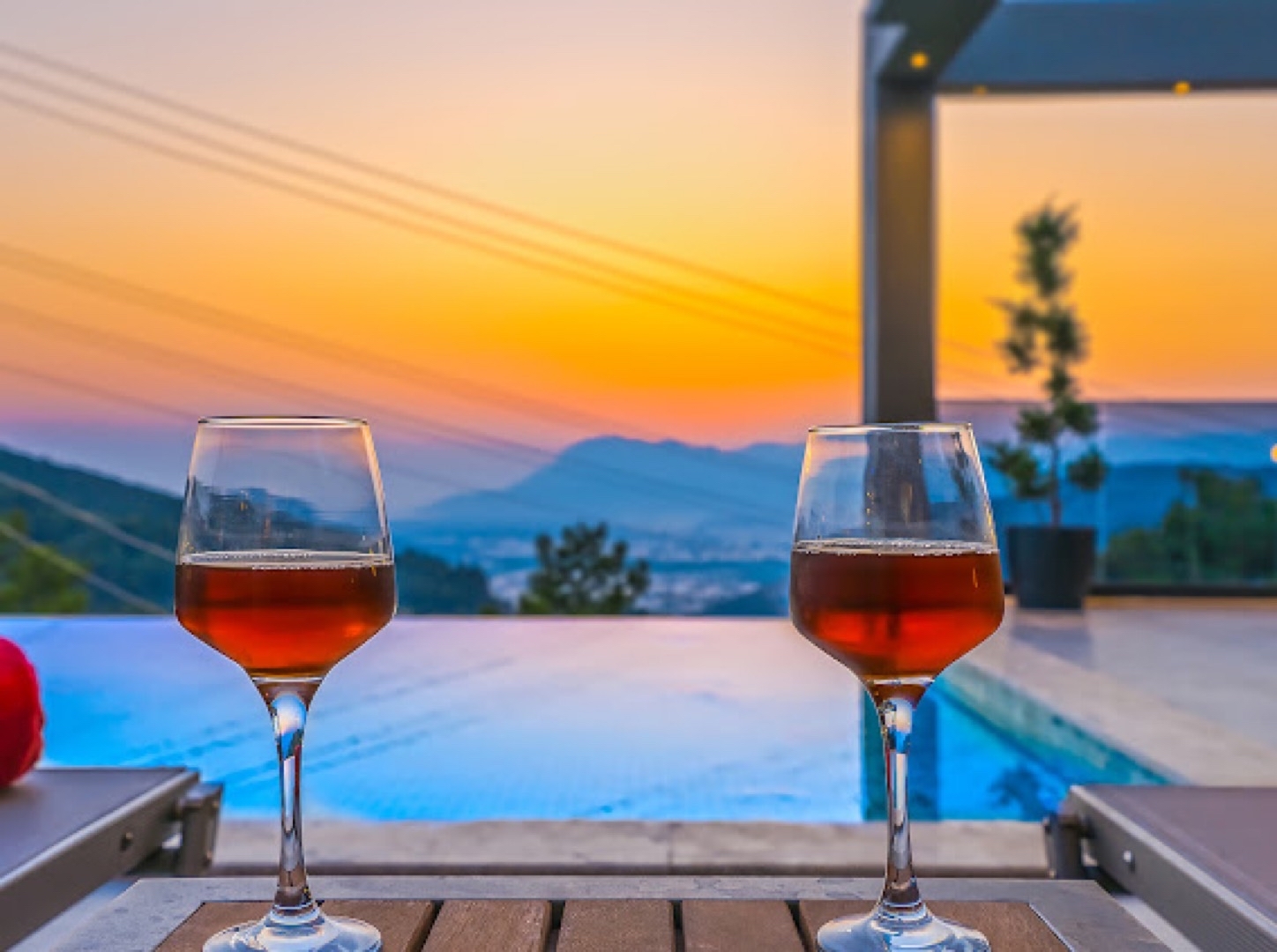 Kaş Kalkan'da Deniz Manzaralı, Özel Havuzlu, Jakuzili Villa