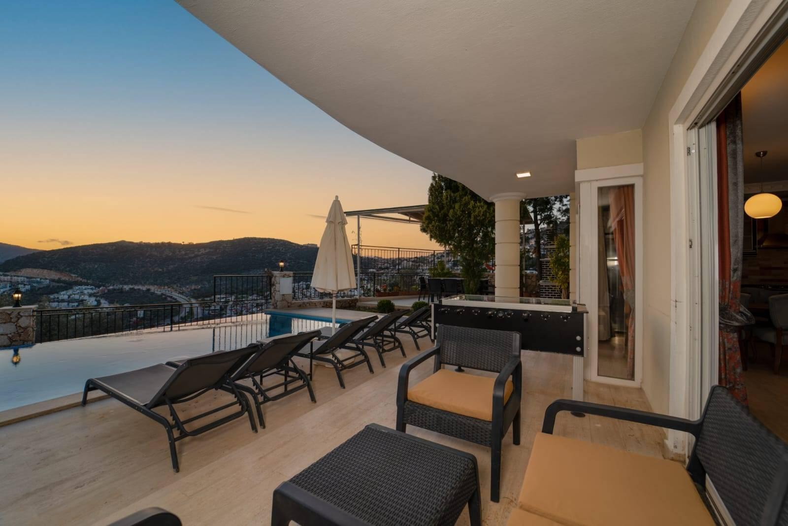 Kaş Kalkan'da Deniz Manzaralı, Özel Havuzlu, Konforlu Villa-43912