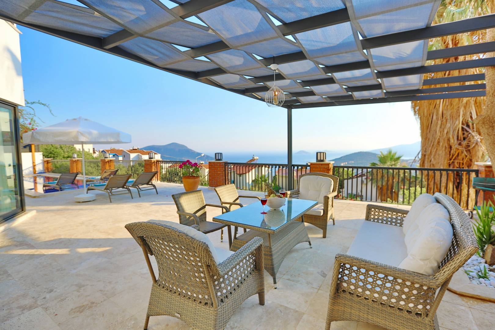 Kaş Kalkan'da Merkeze Yakın, Özel Havuzlu, Ferah Villa