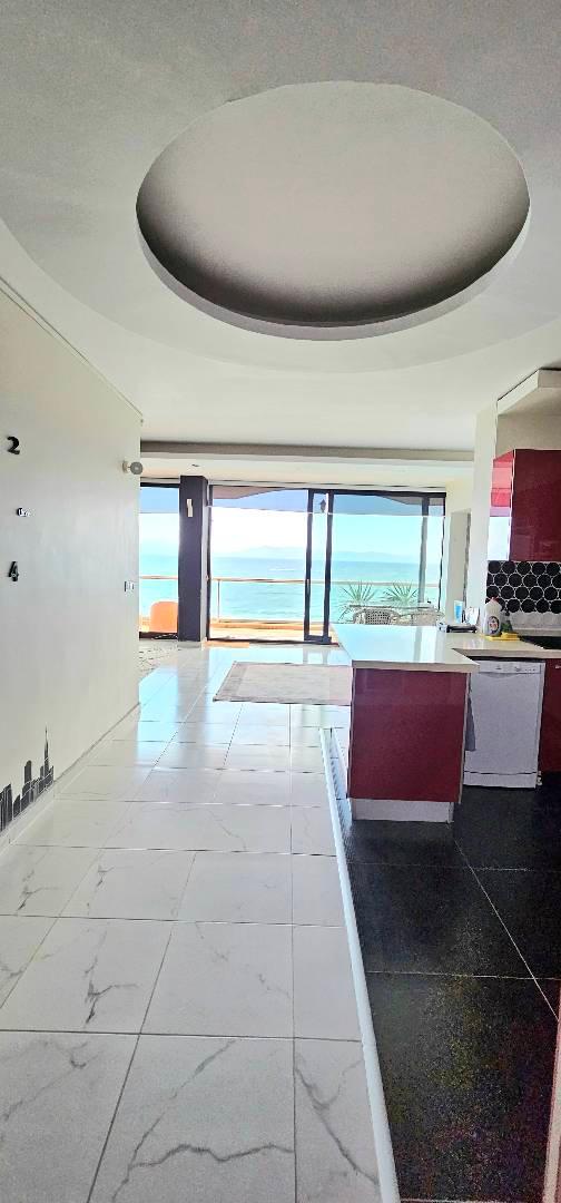 Kuşadası'nda Deniz ve Ada Manzaralı, Merkezi Konumda, Konforlu Yazlık-17411