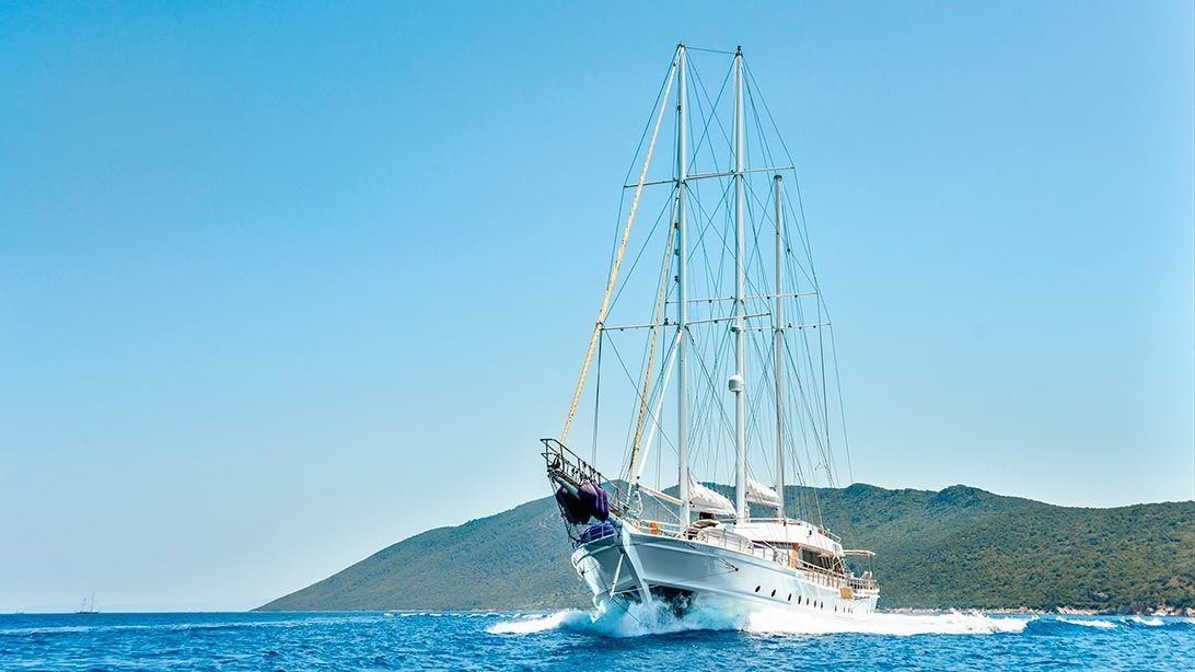 Bodrum'un Masmavi Sularında, Eşsiz Deneyim Sunan, 12 Kişilik Gulet