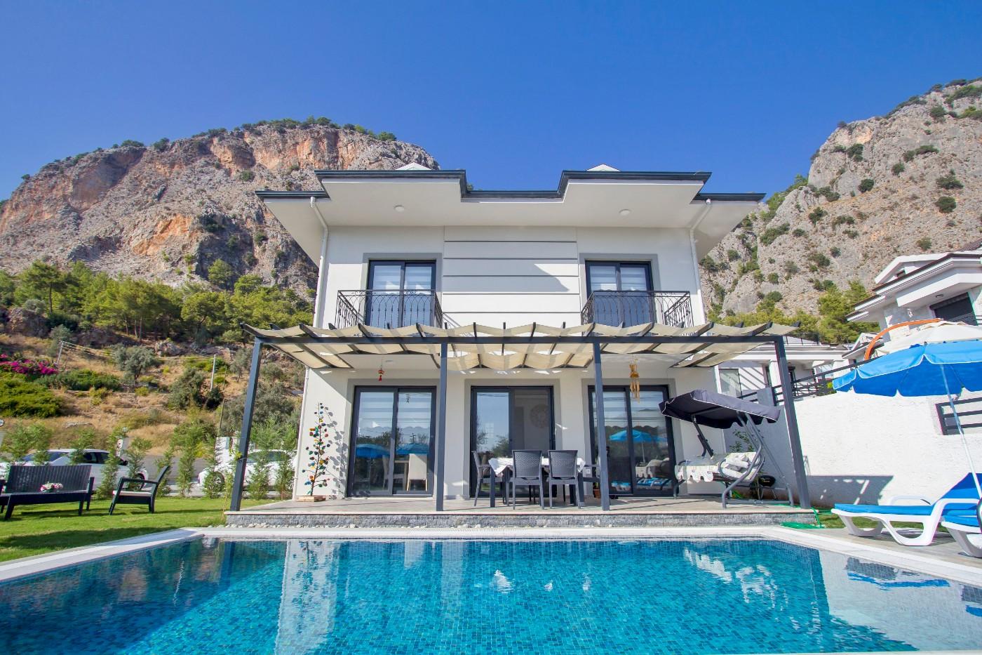 Fethiye Göcek'te Muhteşem Doğa İçerisinde, Özel Havuzlu, Lüks Villa-16143