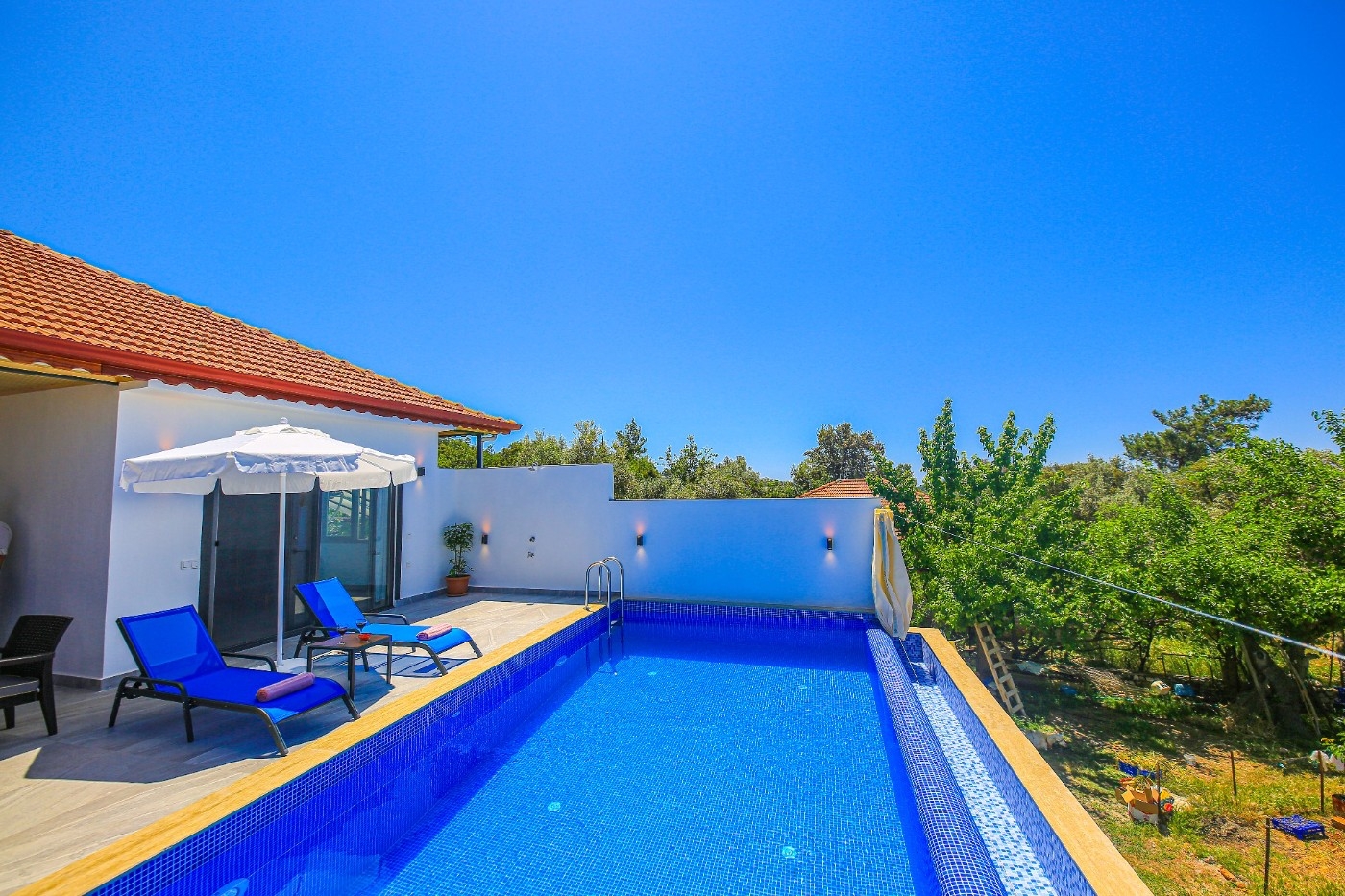 Kalkan Üzümlü'de Mükemmel Doğa Manzaralı, Özel Havuzlu, Kiralık Villa