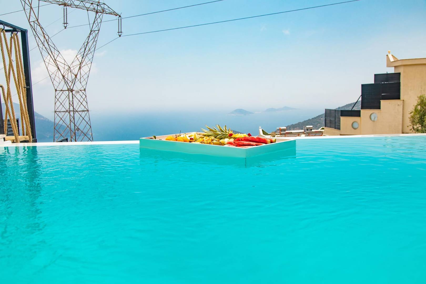 Kaş İslamlar'da Enfes Deniz Manzaralı, Özel Havuzlu, Tiny House