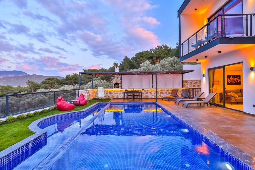 Kaş Yeşilköy'de Eşsiz Doğa İçinde, Özel Havuzlu, Lüks Villa-31553