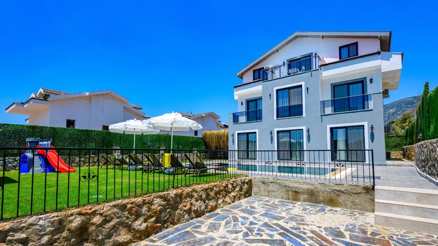 Fethiye Ölüdeniz'de Bahçeli, Özel Havuzlu, Yazlık Villa-22248