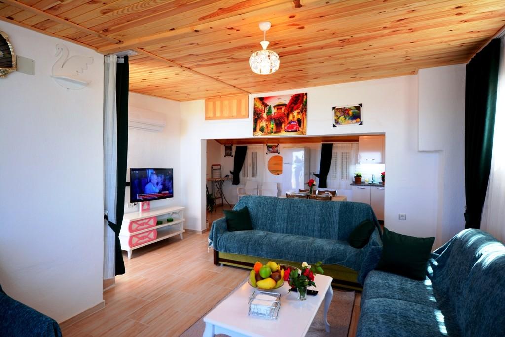 Kaş Bezirgan'da Harika Manzaralı, Jakuzili, Konsept Tatil Evi-14498