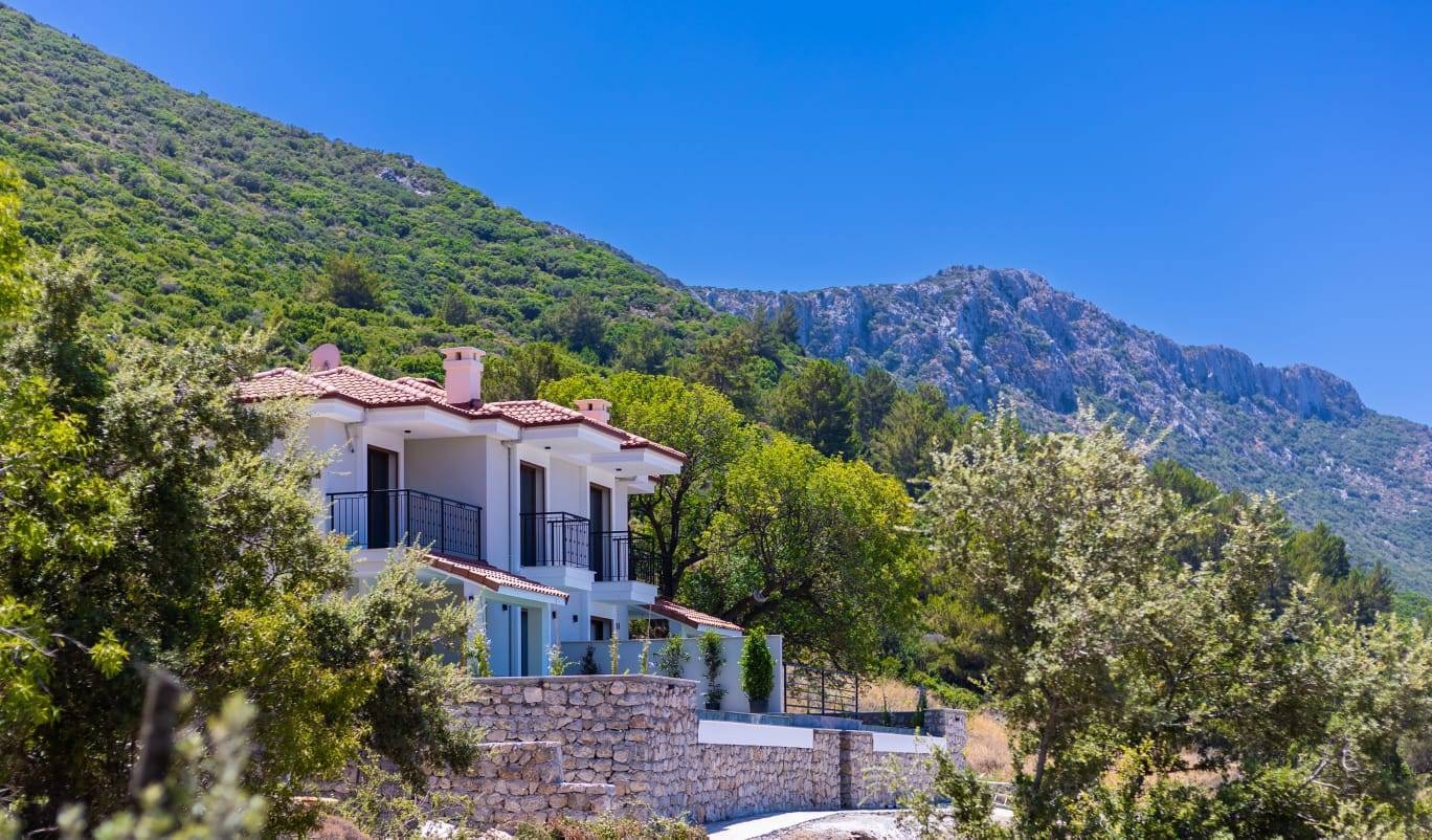 Marmaris Söğüt'te Modern ve Şık Mimarili, Özel Havuzlu, Konforlu Villa