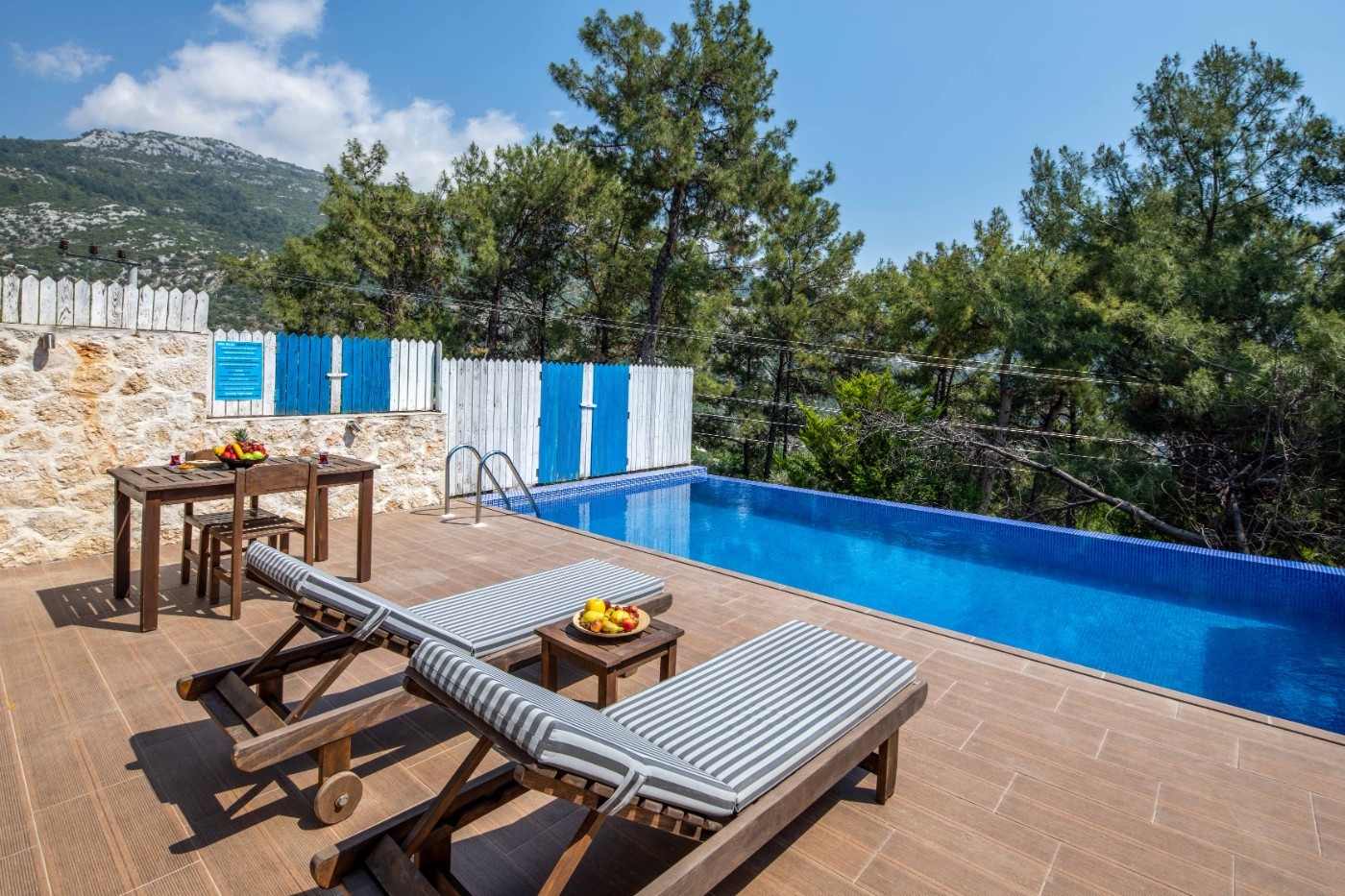 Kaş İslamlar'da Doğanın Kalbinde, Özel Havuzlu, Balayı Villası