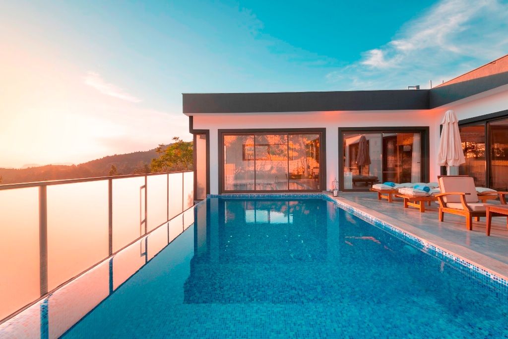 Kaş İslamlar'da Muhteşem Doğada, Özel Havuzlu, Saunalı, Kiralık Villa