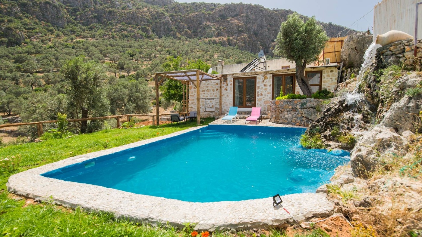 Kalkan Ulugöl'de Doğa İçerisinde, Özel Havuzlu, Lüks Balayı Villası