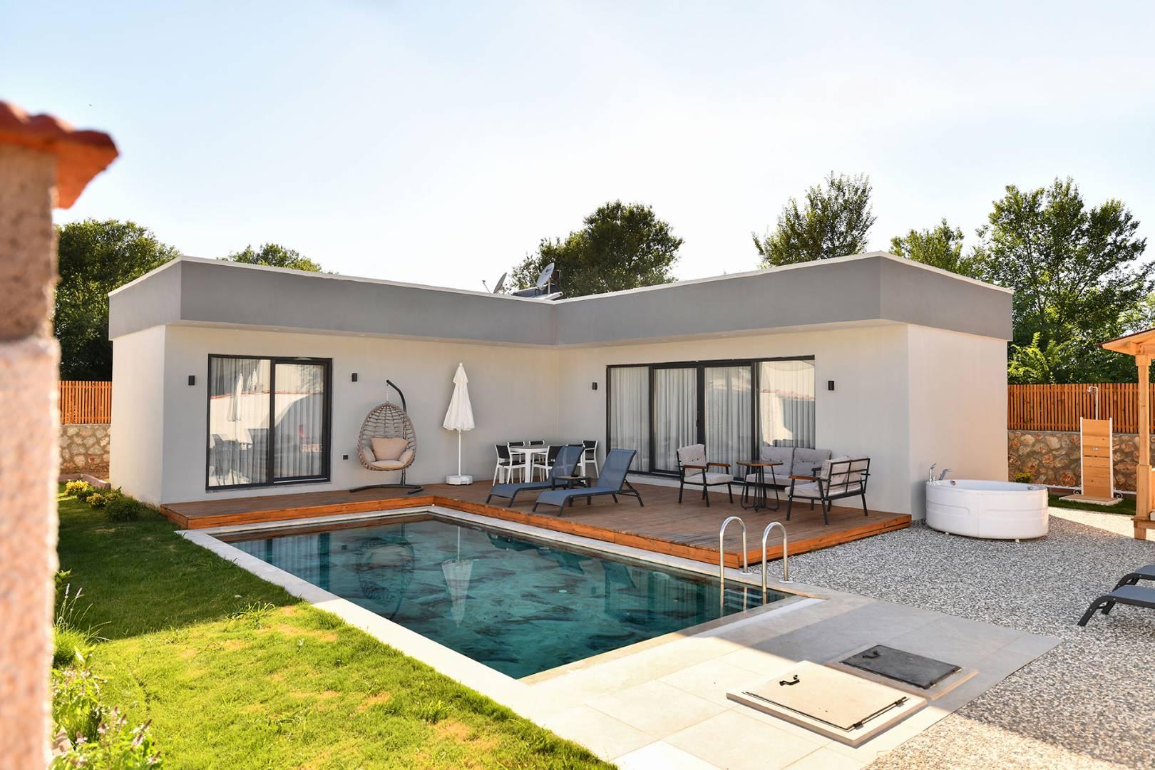 Fethiye Yeşilüzümlü'de Doğa İle İç İçe, Özel Havuzlu, 2+1 Lüks Villa-31825