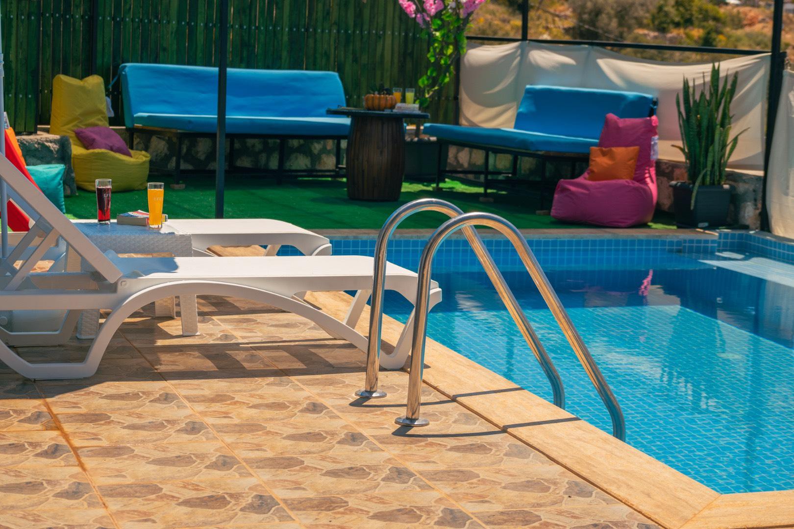 Kaş Bezirgan'da Kalabalık Gruplara Uygun, Özel Havuzlu, Şık Villa-27874