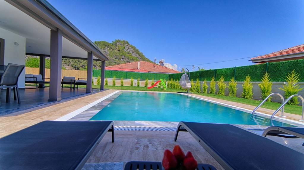 Fethiye İnlice'de Geniş Bahçeli, Özel Havuzlu, 5+1 Kiralık Villa-26714