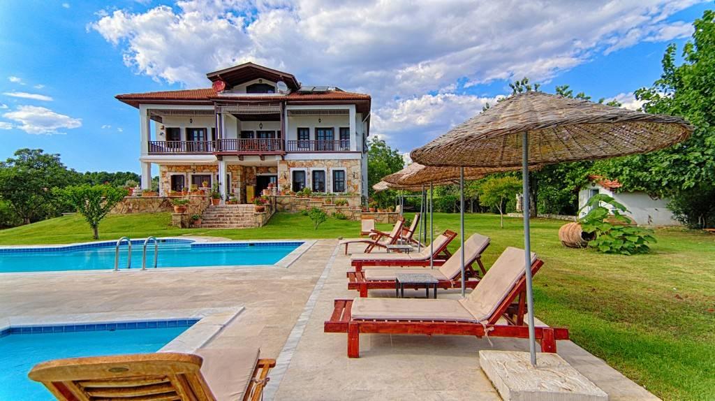 Ortaca Dalyan'da Geniş Bahçe İçerisinde, Özel Havuzlu, Ferah Villa-31555