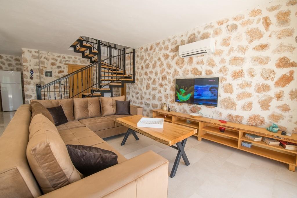 Kaş Sarıbelen'de Büyüleyici Doğada, Özel Havuzlu, Kiralık Villa-16526