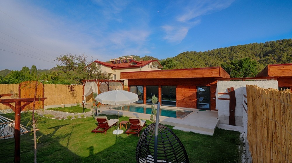 Fethiye İnlice'de Doğa Manzaralı, Özel Havuzlu, Jakuzili Villa