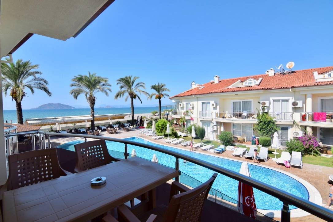 Fethiye'de Çalış Plajına Sıfır, Özel Plajlı, Ortak Havuzlu Daire