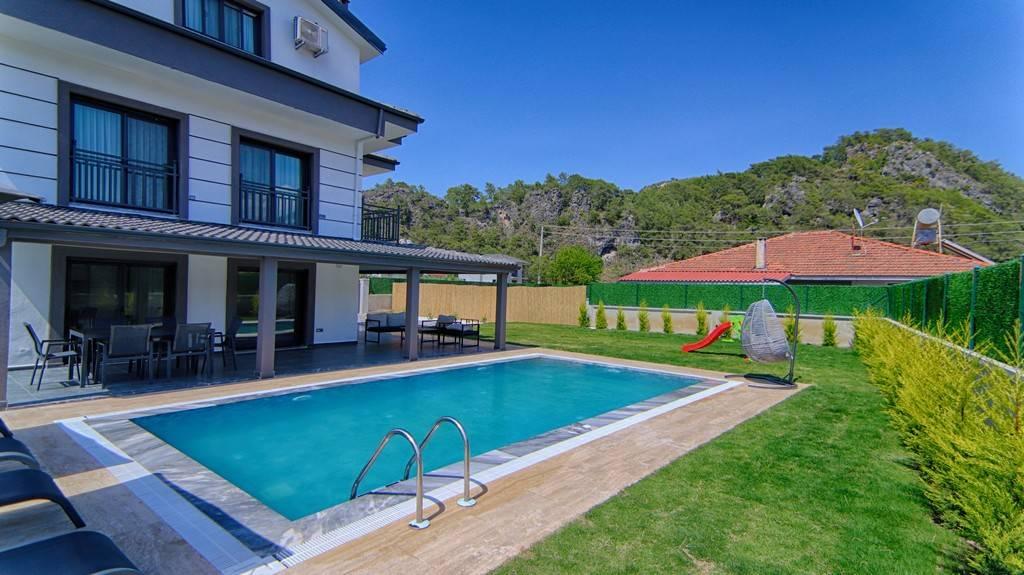 Fethiye İnlice'de Geniş Bahçeli, Özel Havuzlu, 5+1 Kiralık Villa-26714
