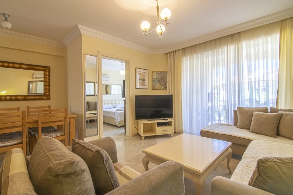 Muğla Fethiye'de Doğa İçerisinde, Ortak Havuzlu, Konforlu Daire