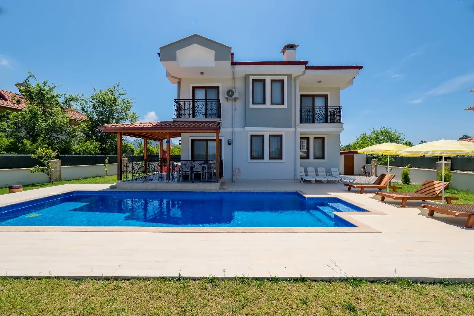 Muğla Dalyan'da Merkeze Yakın, Özel Havuzlu, Şık Tatil Villası