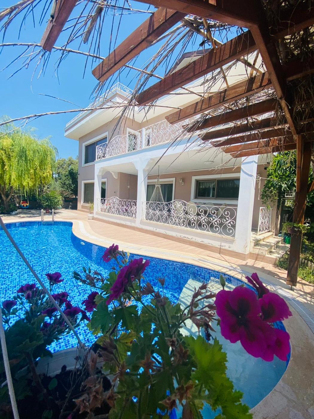 Fethiye Karagedik'te Çocuk Oyun Alanlı, Özel Havuzlu, Kiralık Villa-23592