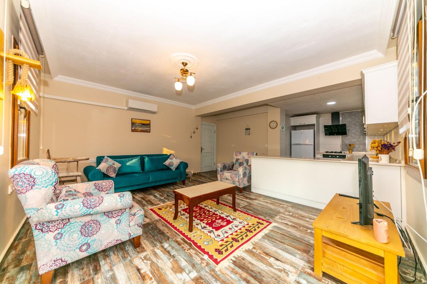 Marmaris Selimiye'de Yemyeşil Doğada, Geniş Bahçeli, 6 Kişilik Villa-20580