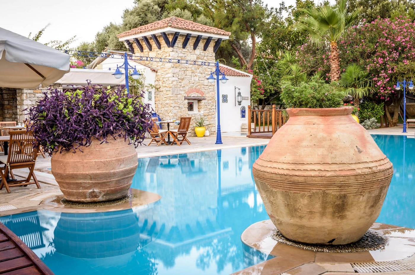 Muğla Datça'da Modern Tasarımlı, Ortak Havuzlu, Özel Suit