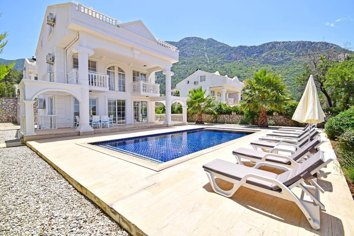 Fethiye Ölüdeniz'de Özel Havuzlu, 8 Kişilik, Konforlu Kiralık Villa-25415
