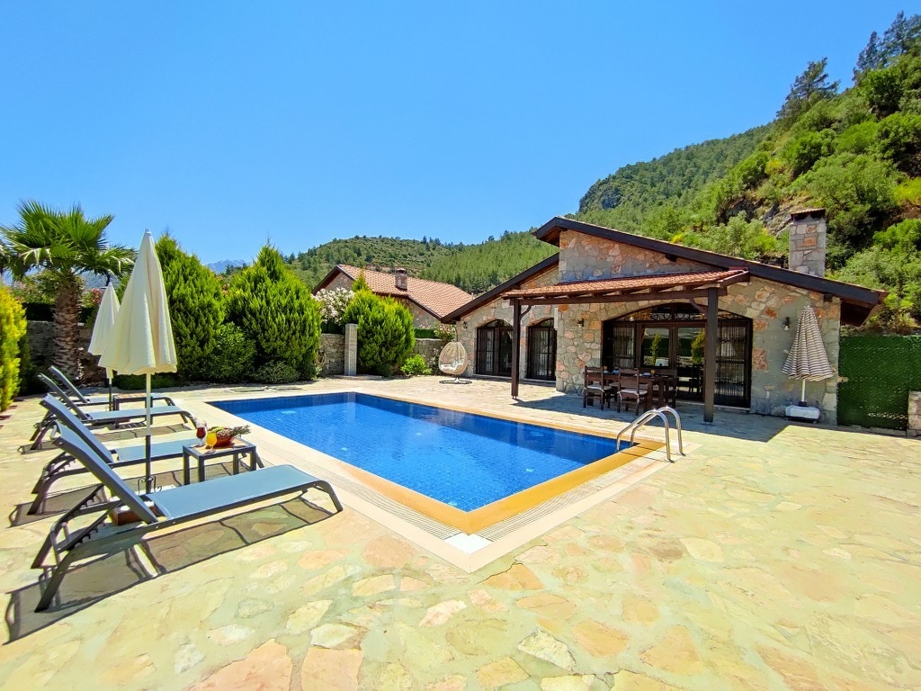 Fethiye Kayaköy'de Doğa İle İç İçe, Özel Havuzlu, Taş Villa