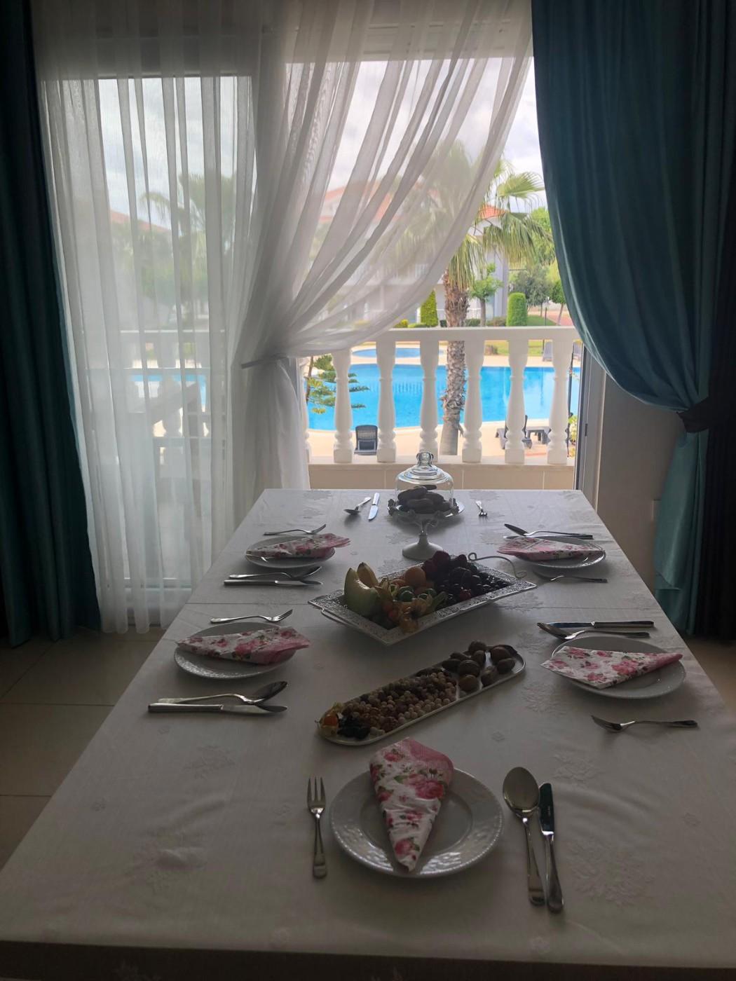 Serik Kadriye'de Geniş Alana Sahip, Ortak Havuzlu, 4+1 Dubleks Ev-15372