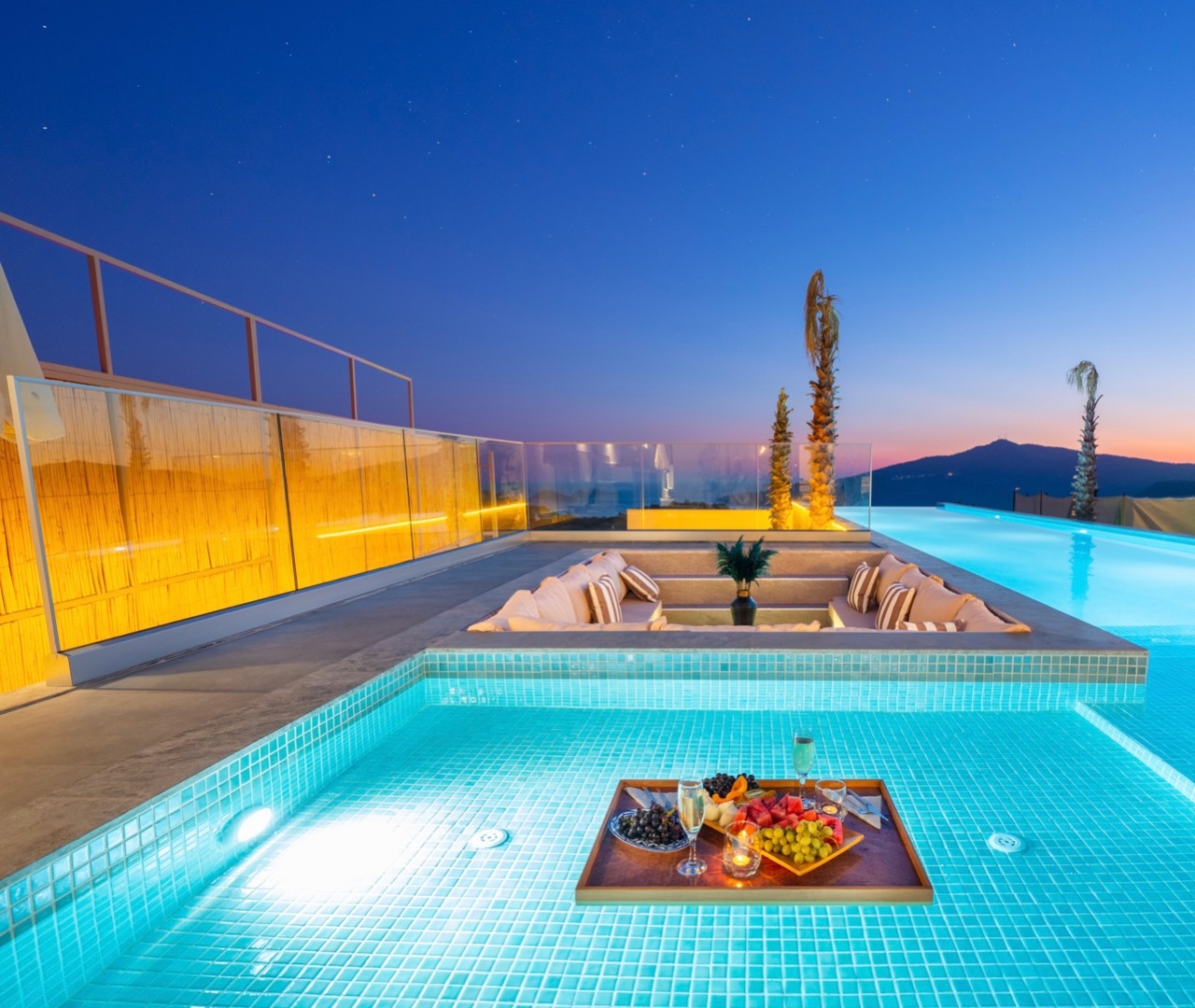 Kalkan Kördere'de Eşsiz Deniz Manzaralı, Özel Havuzlu, 6 Kişilik Villa