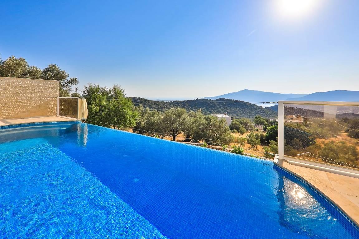 Kaş Bezirgan'da Doğayla İç İçe, Özel Havuzlu, Manzaralı Villa-25557