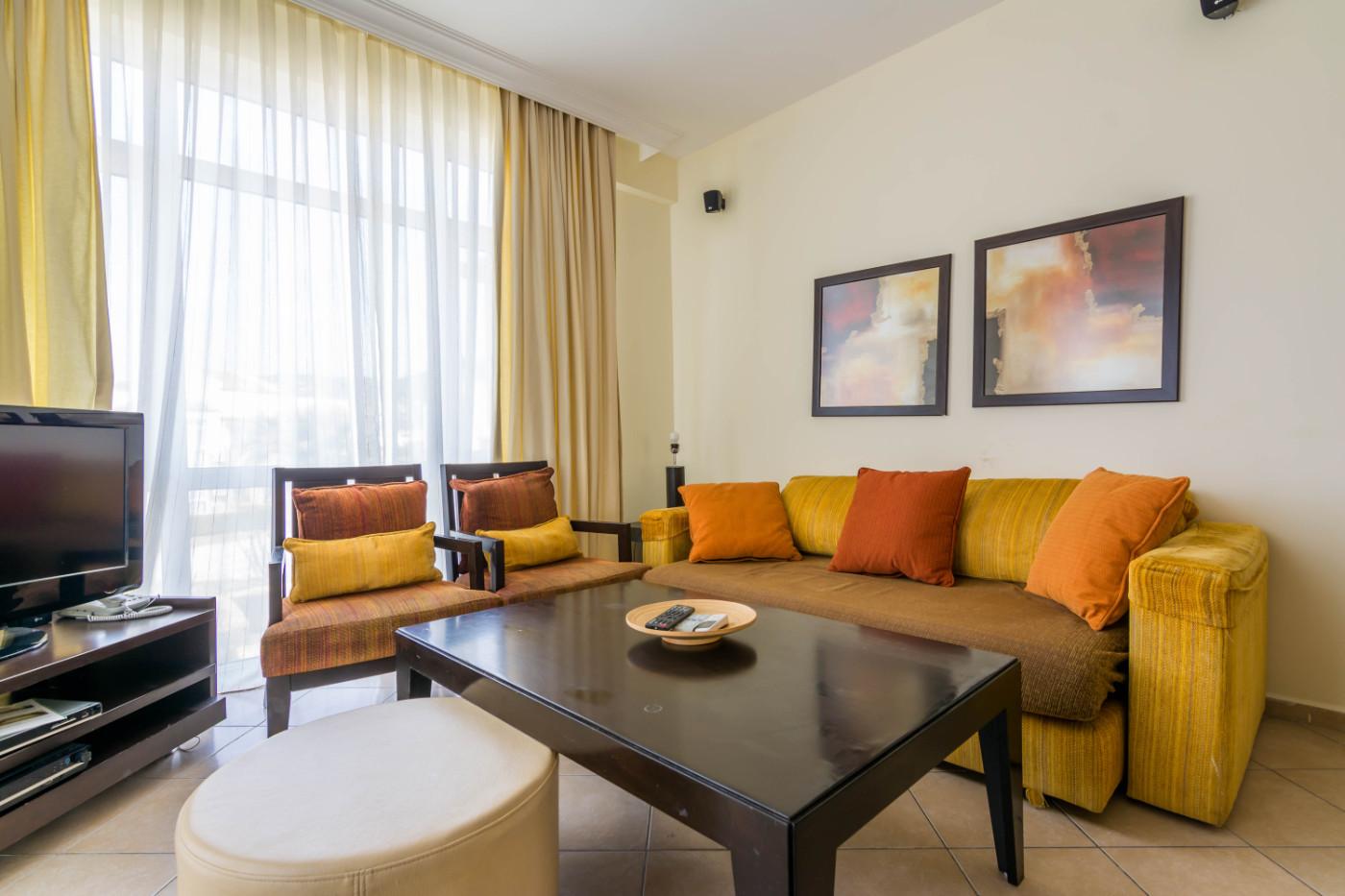 Didim Akbük'te Deniz Manzaralı, Tesis İçerisinde, Şık Dubleks Ev-13949