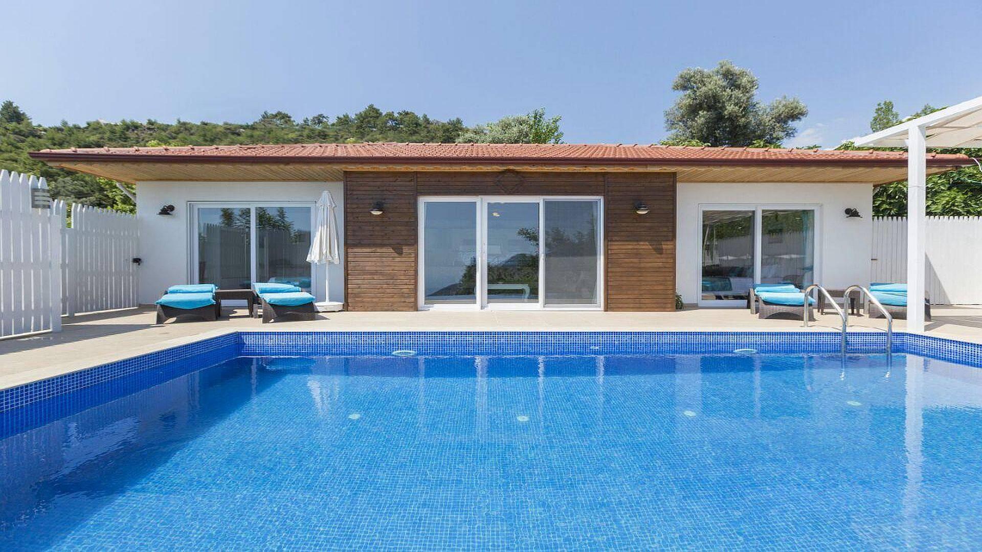 Kaş İslamlar'da Yemyeşil Doğada, Özel Havuzlu, Kiralık Villa-25622