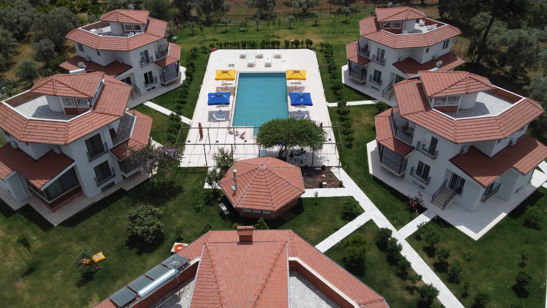 Muğla Köyceğiz'de Doğa İçerisinde, Ortak Havuzlu, Kiralık Villa-27754